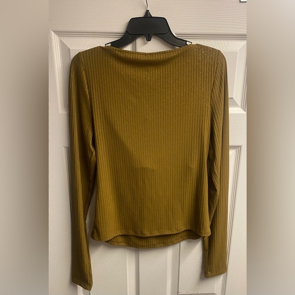 NWT Anthropologie Viscose Blend Twist Front Shimmer Top Size Large - Picture 5 of 6